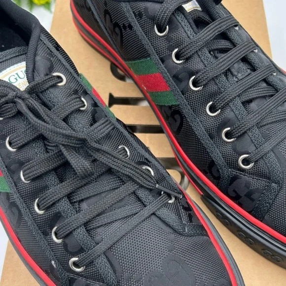 Men's Gucci off the grid sneakers .Size 12 .